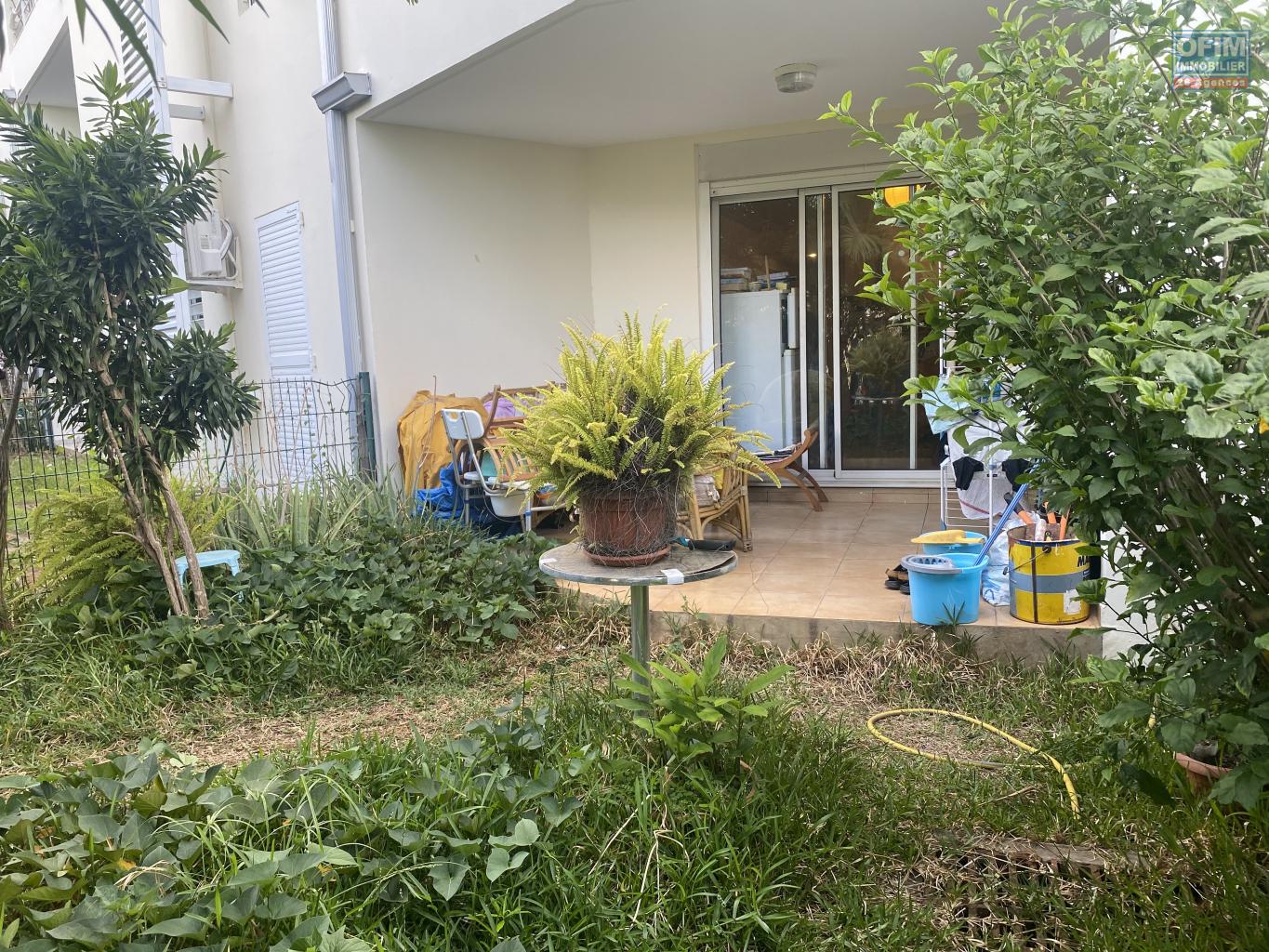 OFIM-Réunion-en-vente-un-appartement-T2-avec-jardin-varangue-situé-dans-une-résidence-sécurisée-à-ouest-Possession